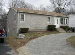 30 Hedley Ave, Johnston, RI 02919