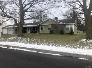 213 2nd St, Canastota, NY 13032