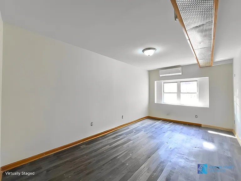 2152 Ford St — Photo 23