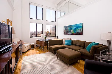 Rented by R New York