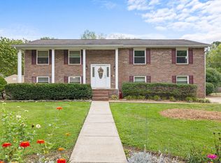 3500 Stoney Brook Ln, Chattanooga, TN 37415