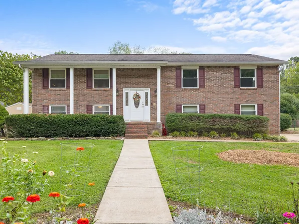 3500 Stoney Brook Ln, Chattanooga, TN 37415