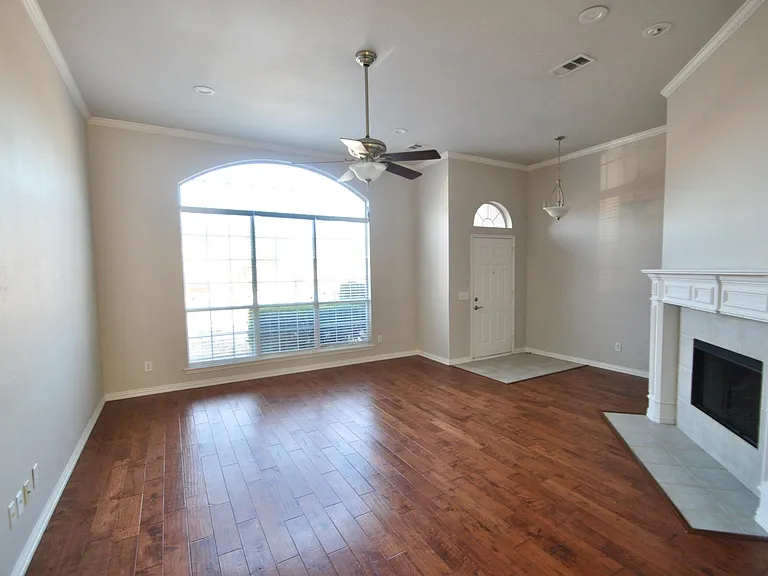 10817 Red Cedar Dr — Photo 4