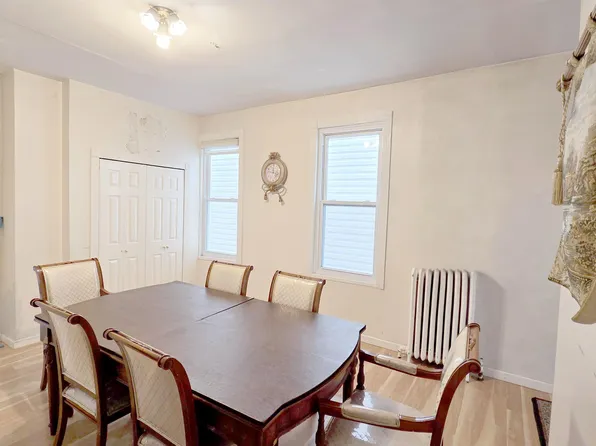 164 Bayview Avenue image 4 of 26