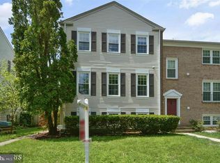2832 Andiron Ln, Vienna, VA 22180