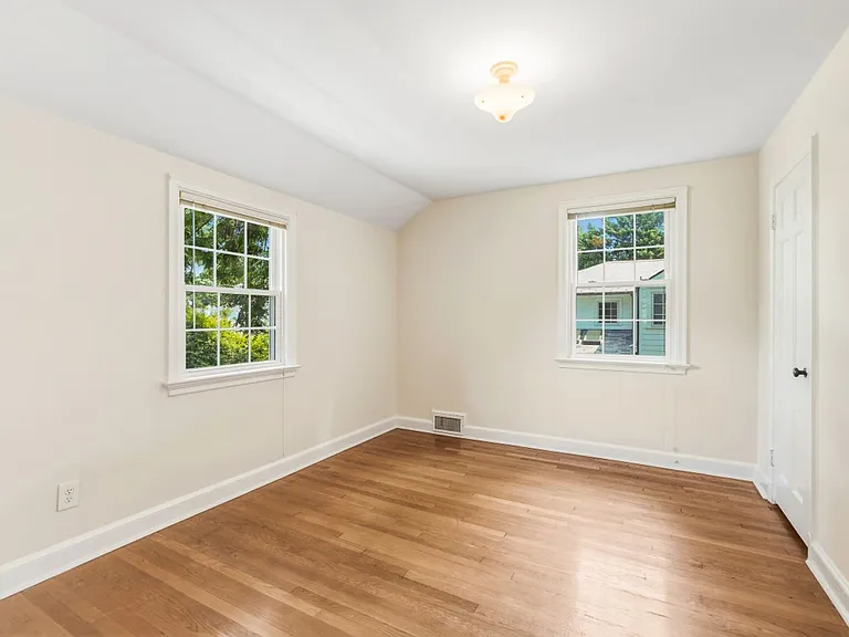 5206 Western Ave — Photo 20