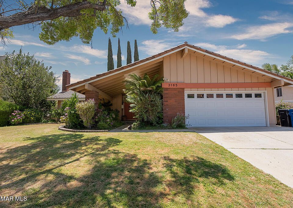 1st image of 3165 Sierra Dr