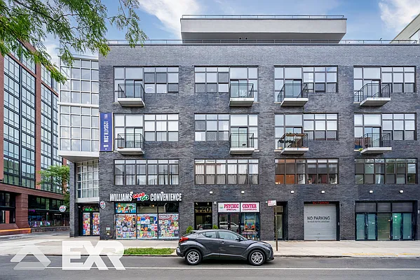 Rented by EXR | media 9