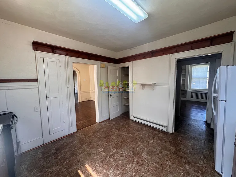 630 W Washington St #1/2 — Photo 14