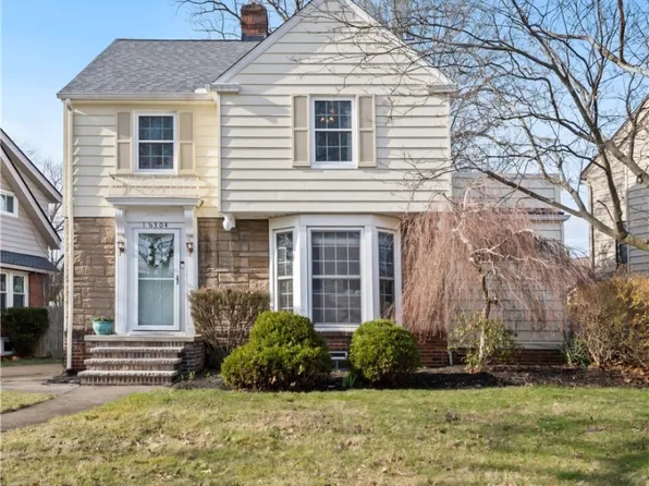 16304 Marquis Ave, Cleveland, OH 44111