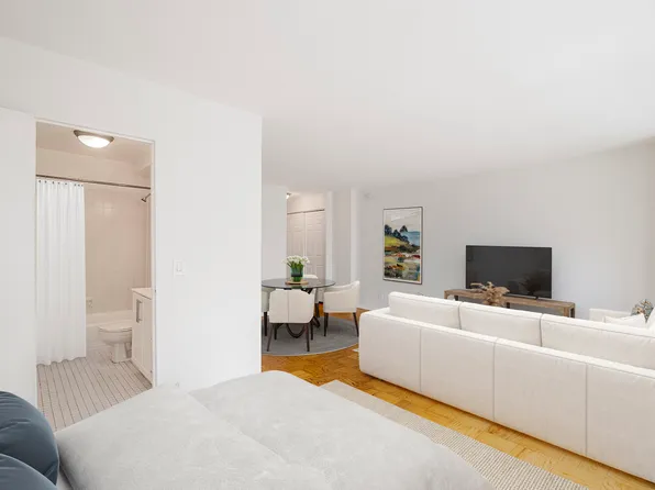 236 East 36th Street image 2 of 9