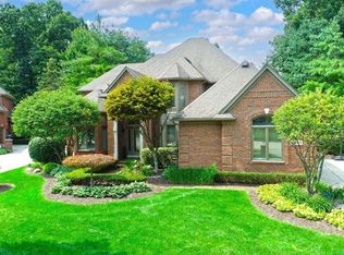 52021 Snow Owl Ct, Shelby Township, MI