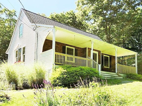 2nd image of 148 Ross Hill Rd