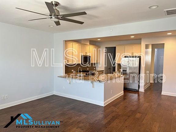 4th image of 313 Monarda Way #1