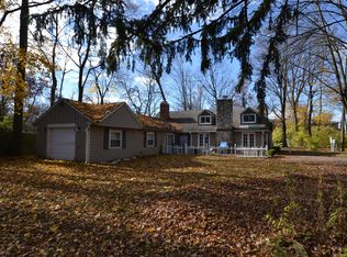 1095 Shady Lane Rd, Columbus, OH 43227