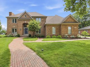 4831 Saint Andrews Ct, Ann Arbor, MI 48108