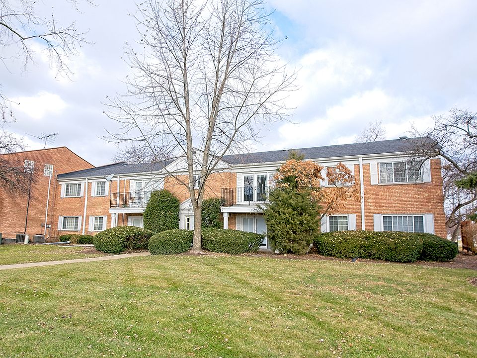 1st image of 1120 N Farnsworth Ave APT 2A