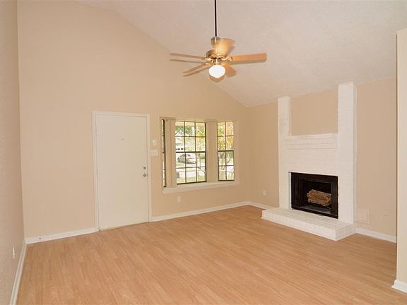 5th image of 11618 Gullwood Dr