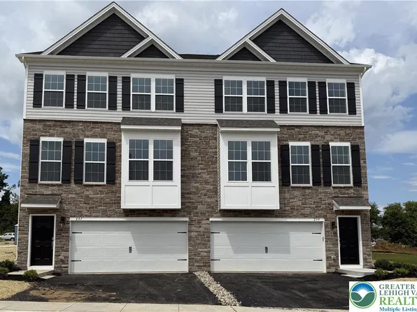 225 Winding Rd, Easton, PA 18040