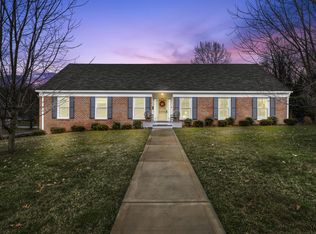 204 Crestwood Dr, Johnson City, TN 37601