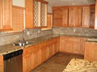 16745 Labrador St, North Hills, CA 91343