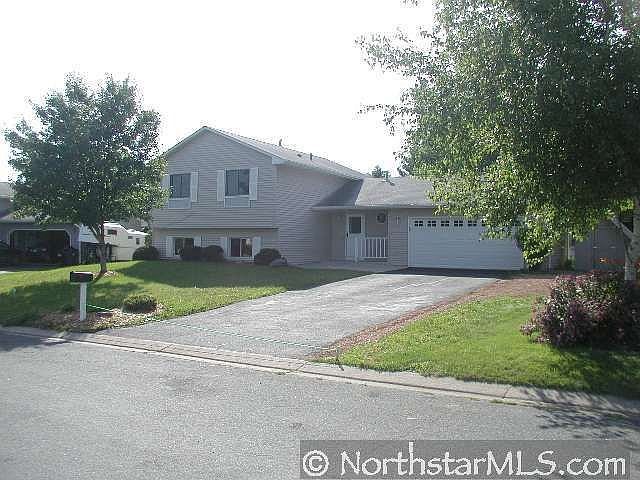 Home for Sale in Shakopee, MN $189,800