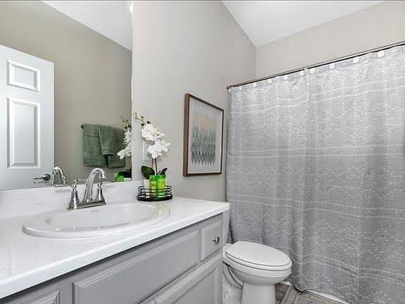 5th image of 3111 SW Ivy Ave #2A