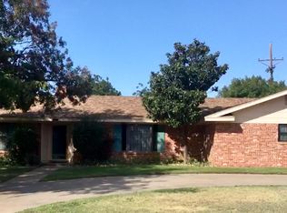 905 Itasca St, Plainview, TX 79072