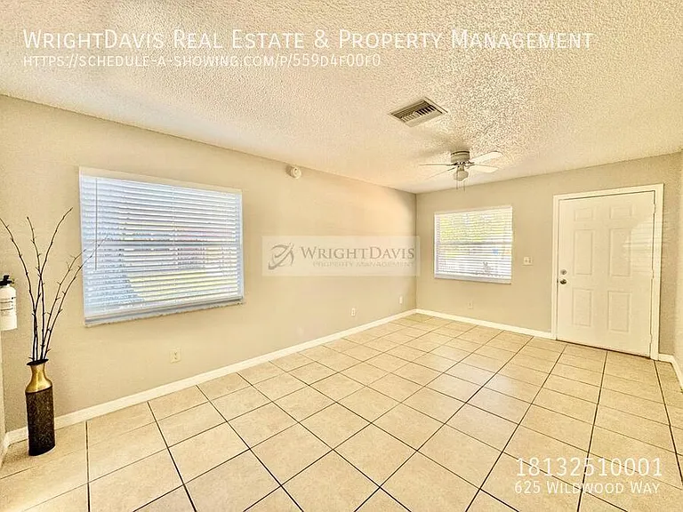 625 Wildwood Way — Photo 5