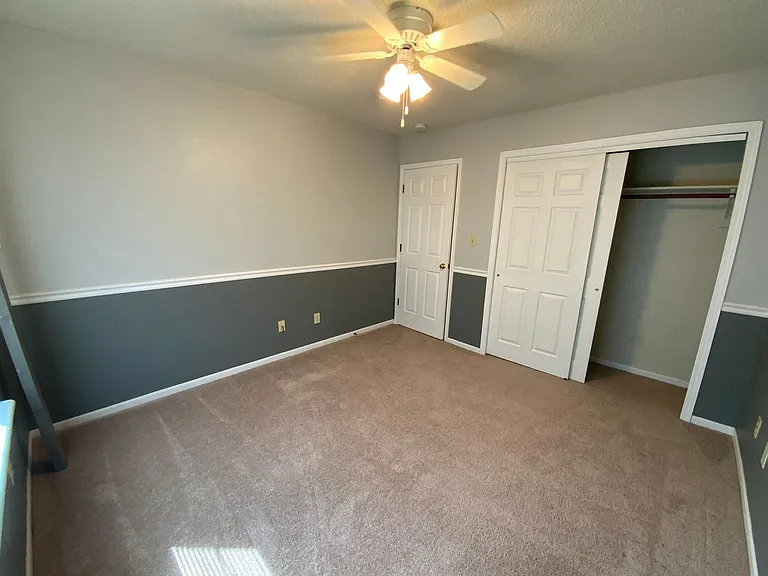 1605 Steamboat Ln — Photo 40