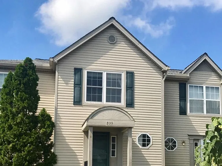 2015 Jasper Ln — Photo 1