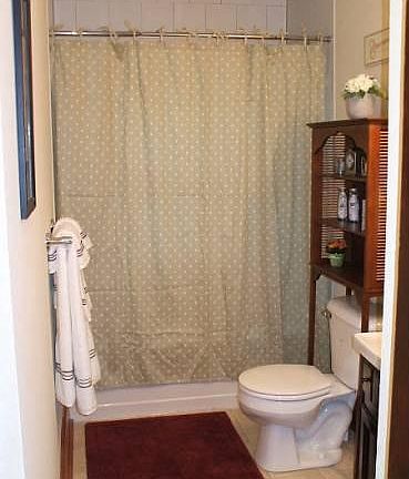 Bath w/laundry