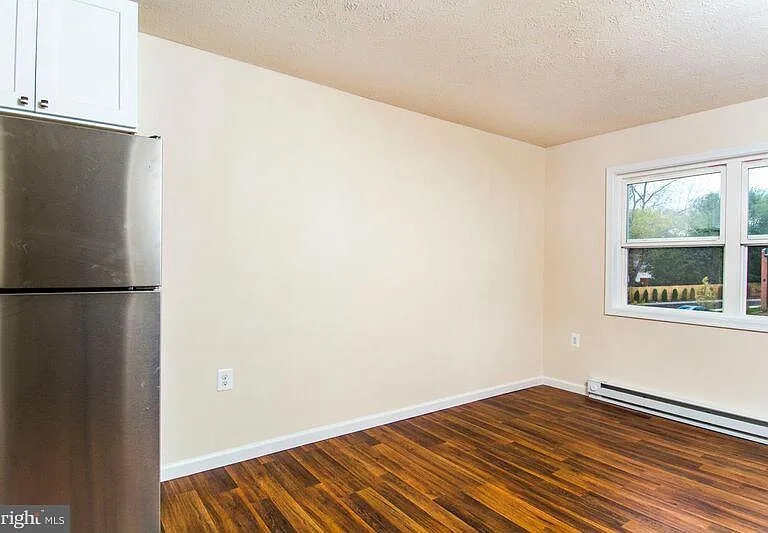 1700 Roberts St #7 — Photo 9