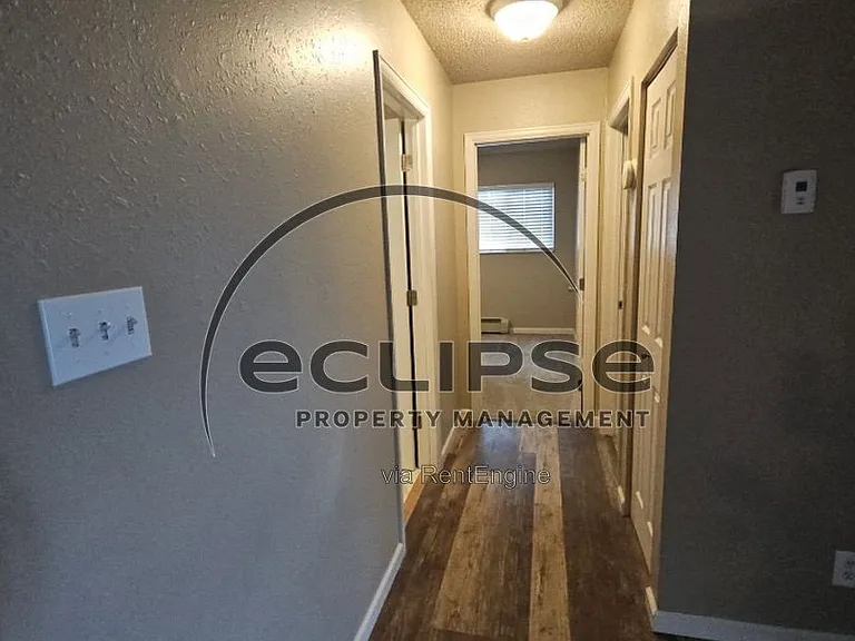 502 Bell Ct #C8 — Photo 14