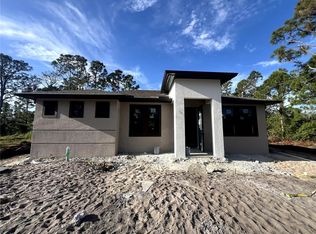 902 Milwaukee Blvd, Lehigh Acres, FL 33974