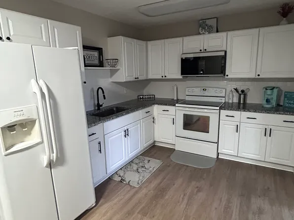 108 Flint St APT B, Sebastian, FL 32958