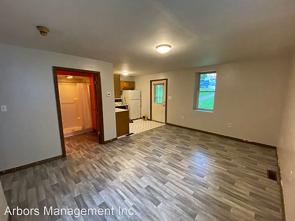 3rd image of 38 W Prospect Ave #1