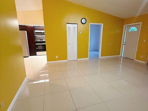 4th image of 23 Chelsea Lane