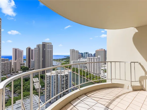 1717 Ala Wai Blvd APT 2809, Honolulu, HI 96815