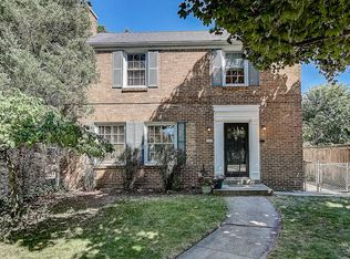 5220 N Bay Ridge Ave, Whitefish Bay, WI 53217