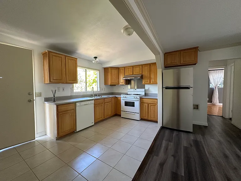 1416 1/2 Allison Ave — Photo 11