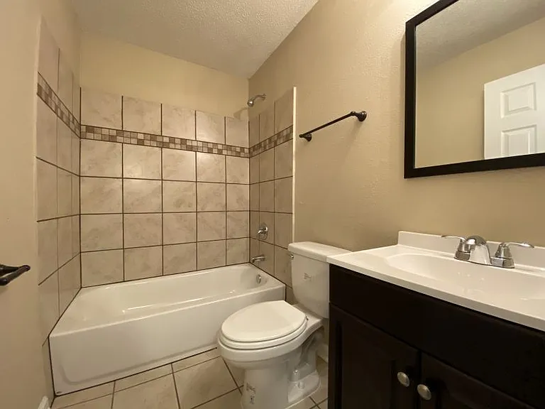 5378 Clinchport Cir — Photo 4