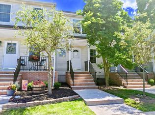 1408 Cobblestone Ct, Flemington, NJ 08822