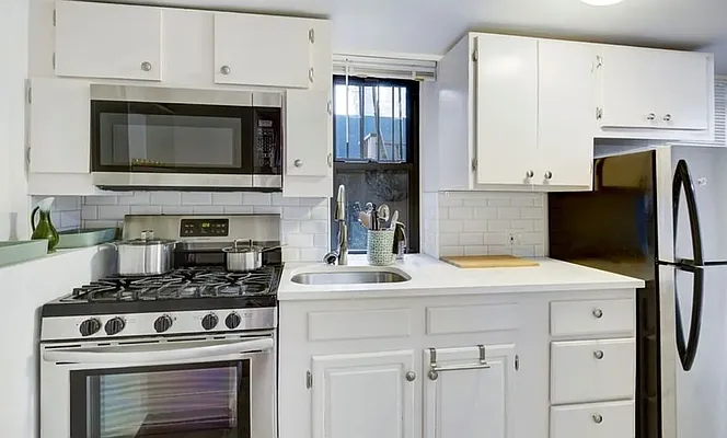 Rented by Oxford Property Group | media 4