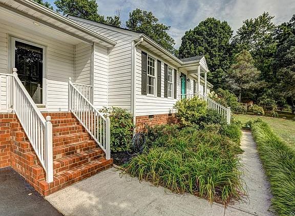 3rd image of 8199 Caraway Ln