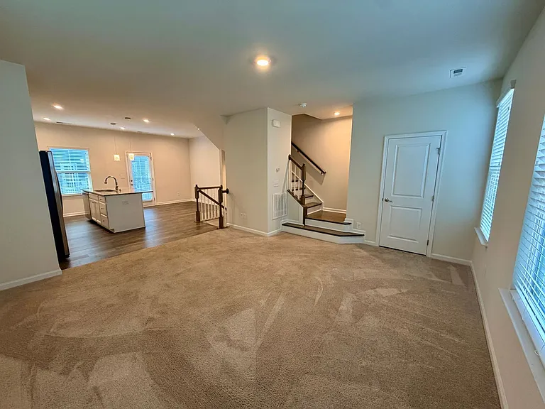 1214 Ashbury St — Photo 17