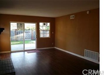 2nd image of 5412 Scott Ave