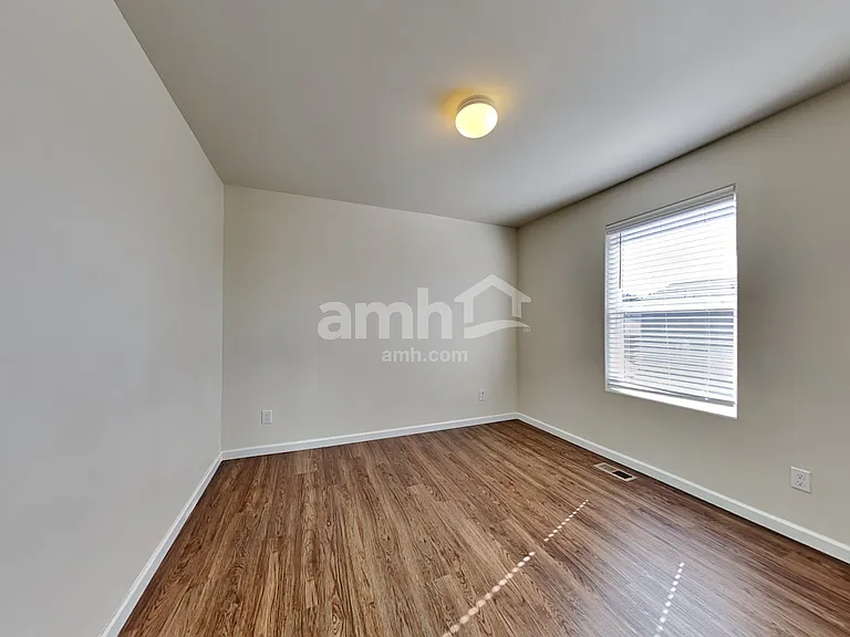 18960 112th Avenue Ct E — Photo 16