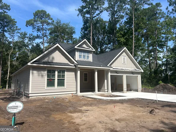 98 Eagle Crest Dr, Waverly, GA 31565