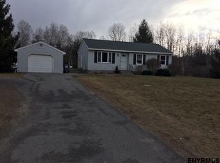 3 Beverly St, Saratoga Springs, NY 12866